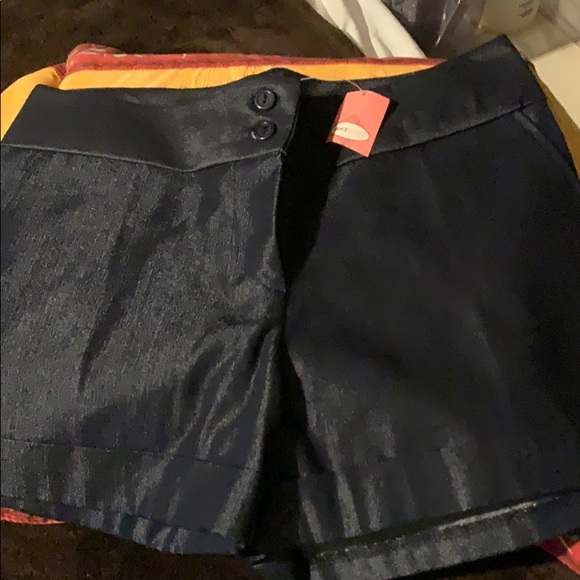 MaxRave short new in jeans shiny textured - Picture 1 of 4